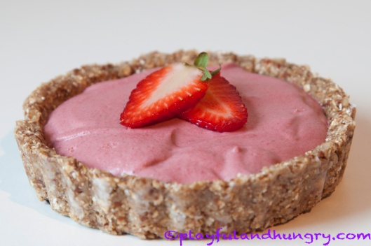 Strawberry Dream Cream Pie_2